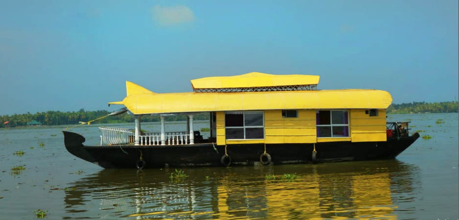 1 bed room boat house Alleppey